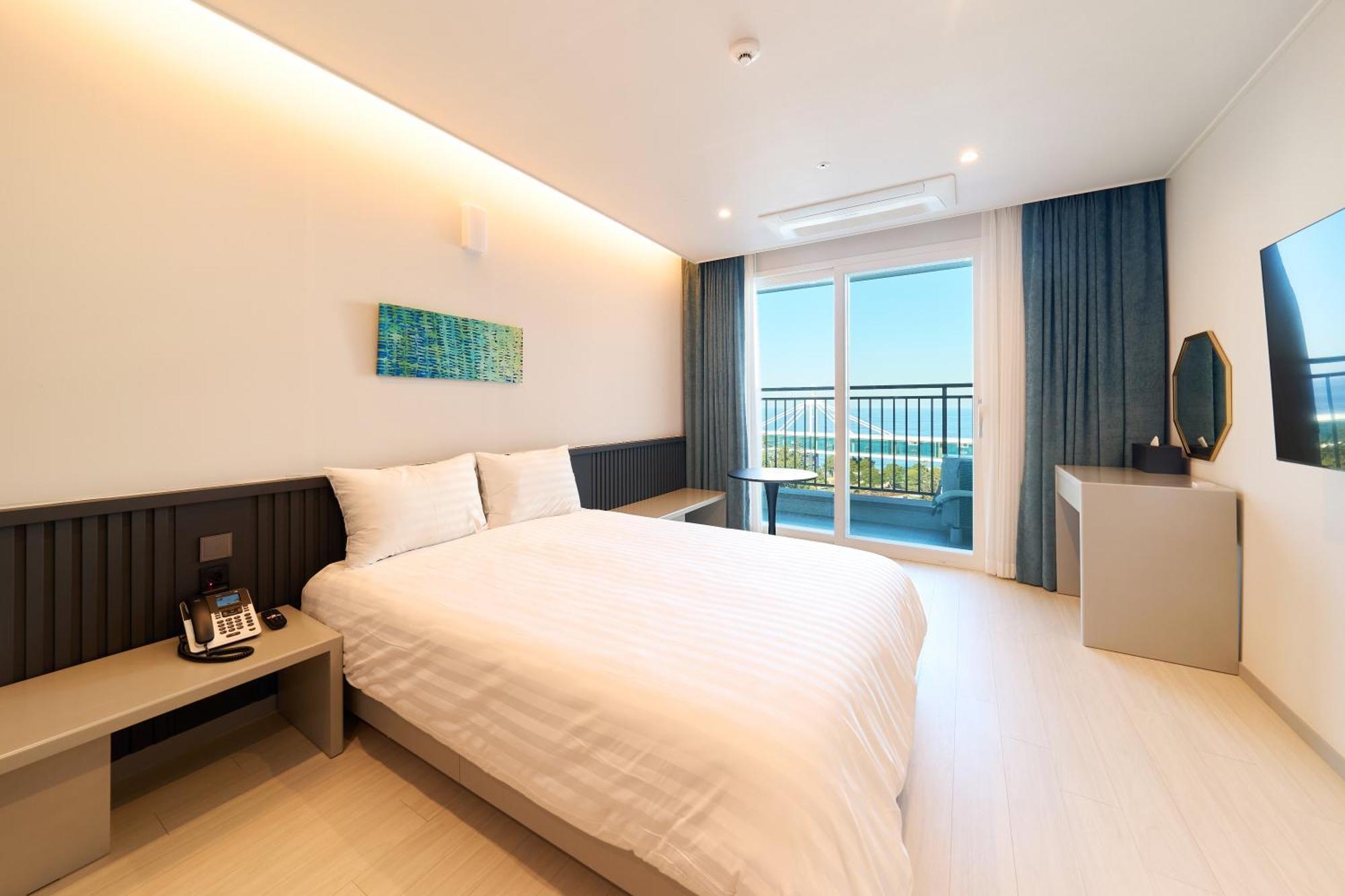 Sollavue Hotel & Resort 江陵市 エクステリア 写真