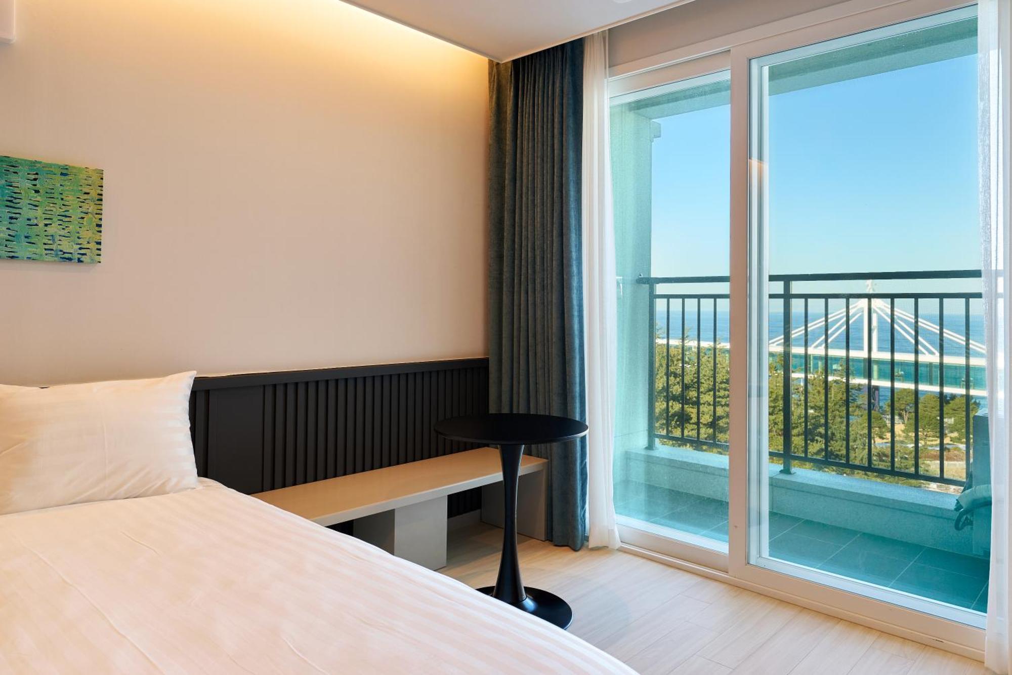 Sollavue Hotel & Resort 江陵市 エクステリア 写真